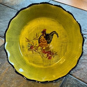 TRACY Stonehouse Farm Rooster Round Pie Plate by Tracy Porter